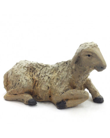 Lamb lying 16-18 cm.
