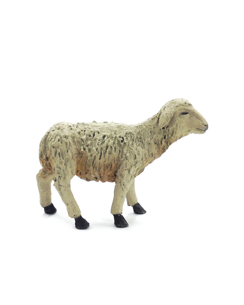 Lamb standing16-18 cm.